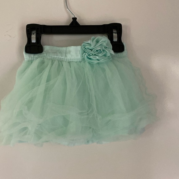 BUNDLE OF AMAZING CLOTHS . - Picture 2 of 14